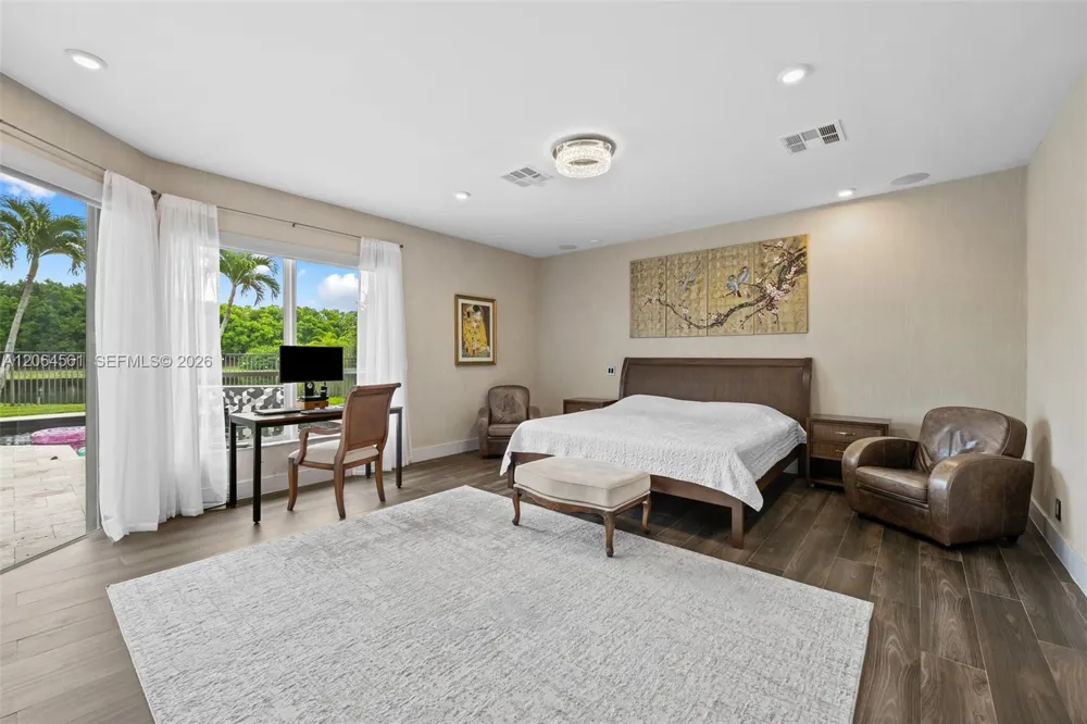2498 Eagle Run Dr Weston, FL 33327