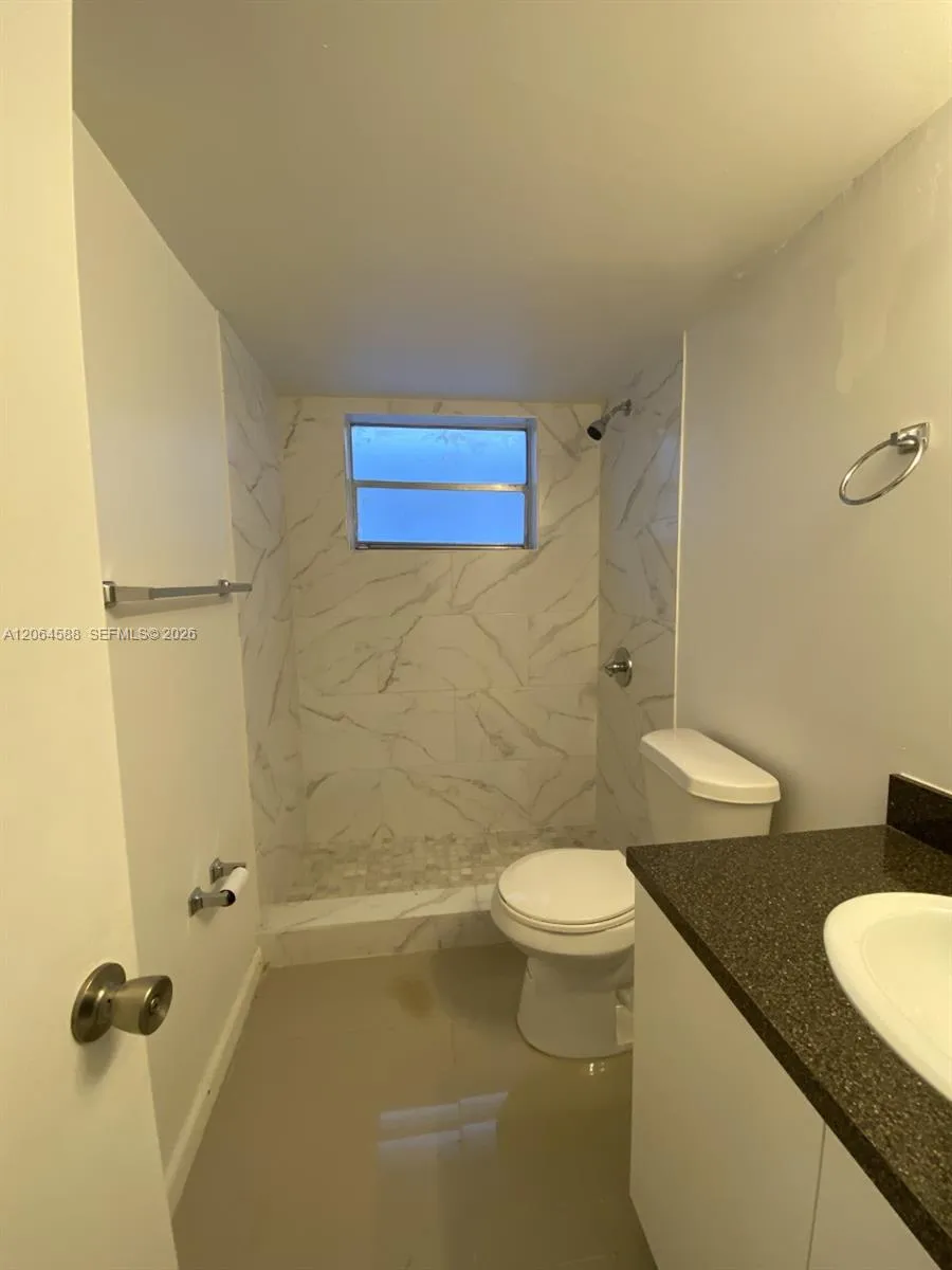 6505 Winfield Blvd #B-19 Margate, FL 33063