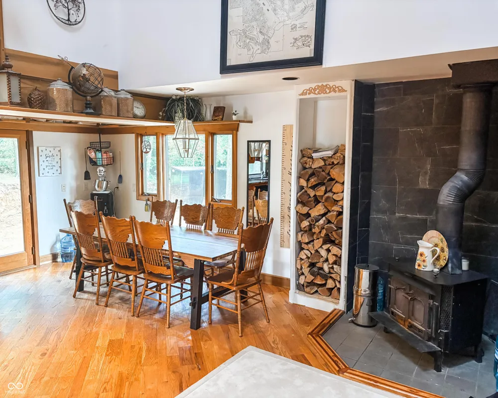 20900 Ferngrove Court Lawrenceburg, IN 47025