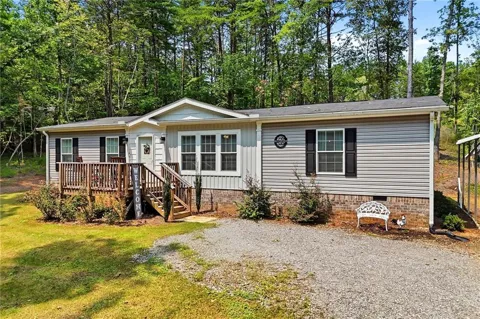 82 Gregory Drive