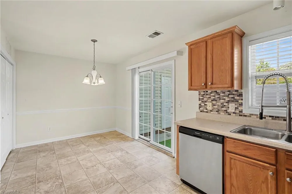 3707 Spanish Peak Drive High Point, NC 27265