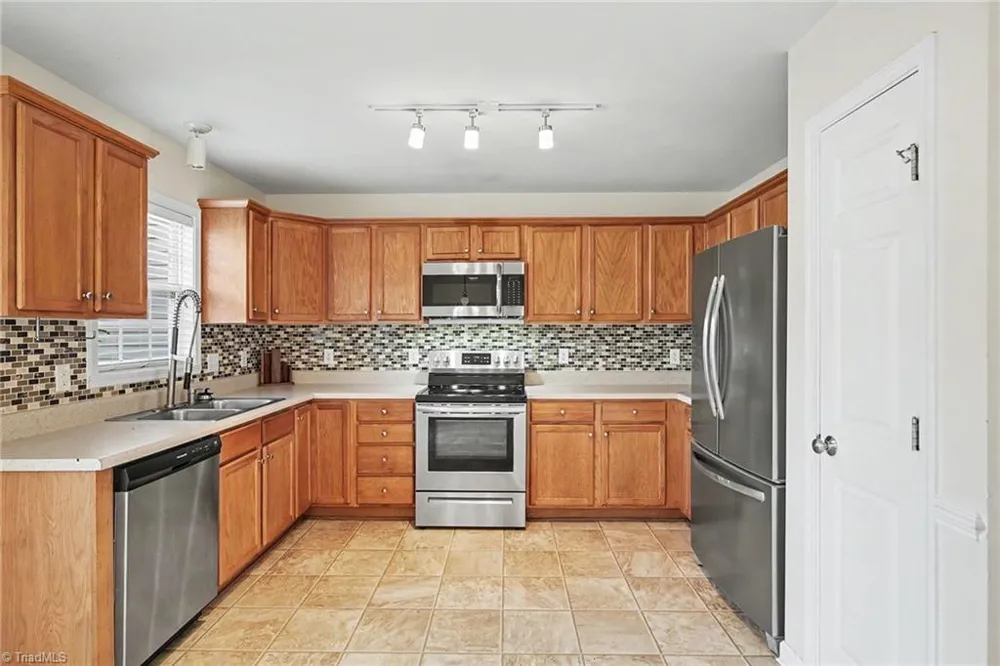 3707 Spanish Peak Drive High Point, NC 27265