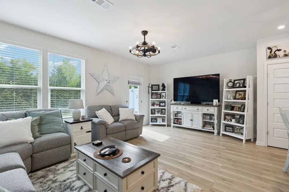 110 Brighton Ln Lebanon, TN 37090