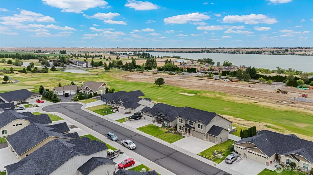 4309 Hedman Court NE Moses Lake, WA 98837
