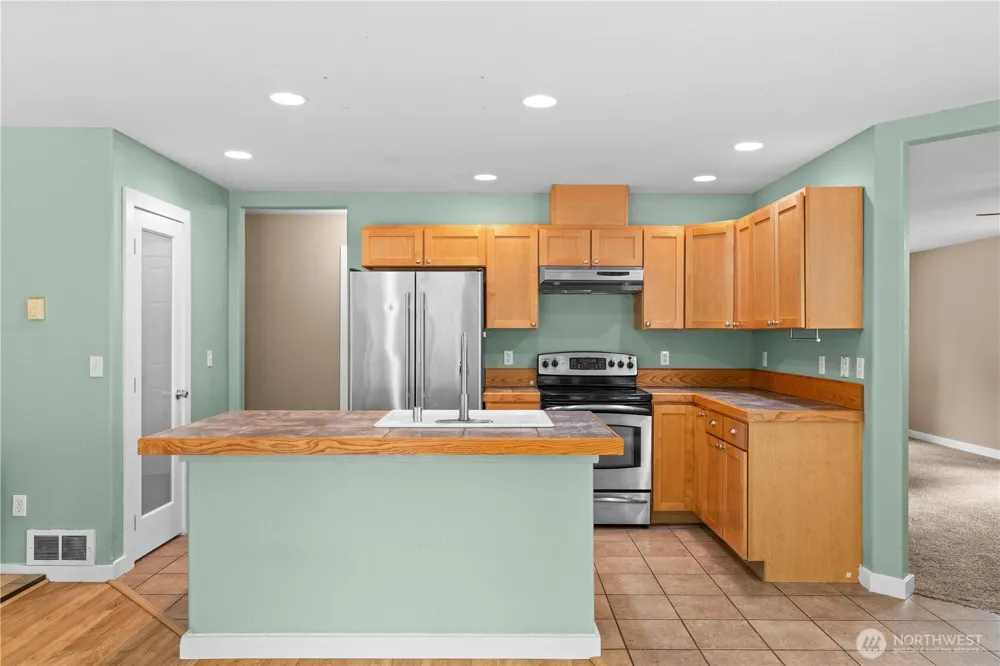 16033 Agate Street SE Yelm, WA 98597