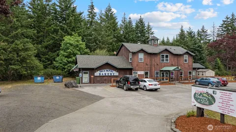 591 E Pickering Road