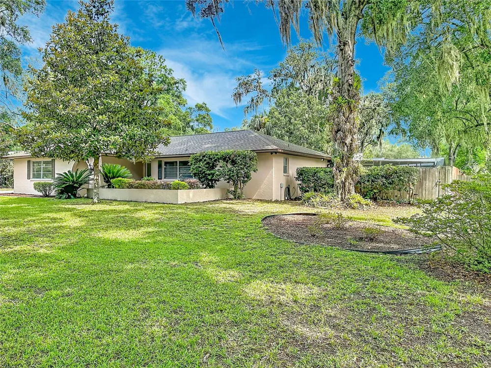3944 NW 40TH COURT Gainesville, FL 32606