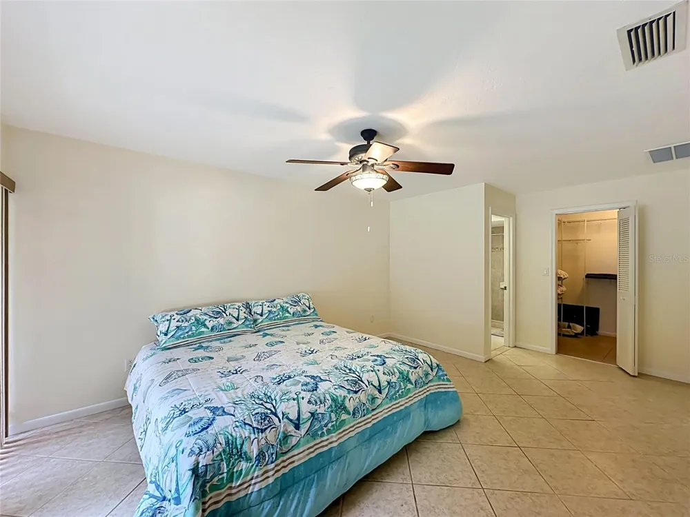 3944 NW 40TH COURT Gainesville, FL 32606