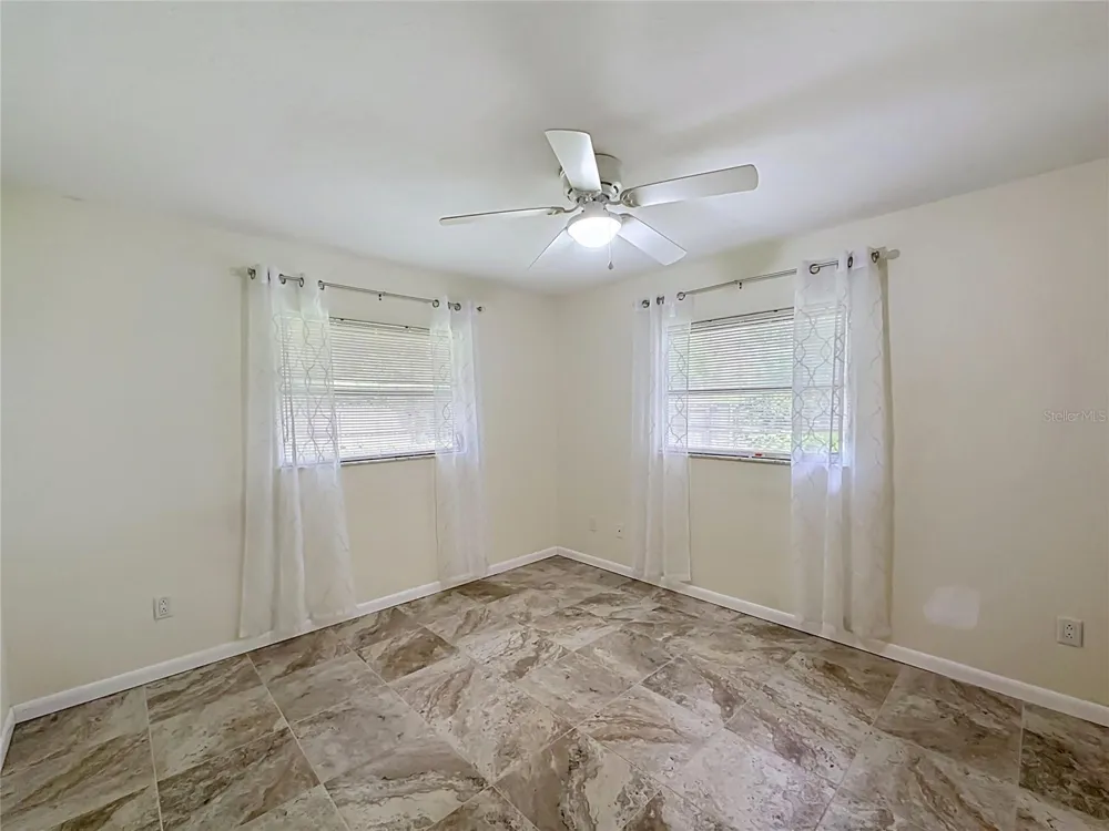 3944 NW 40TH COURT Gainesville, FL 32606