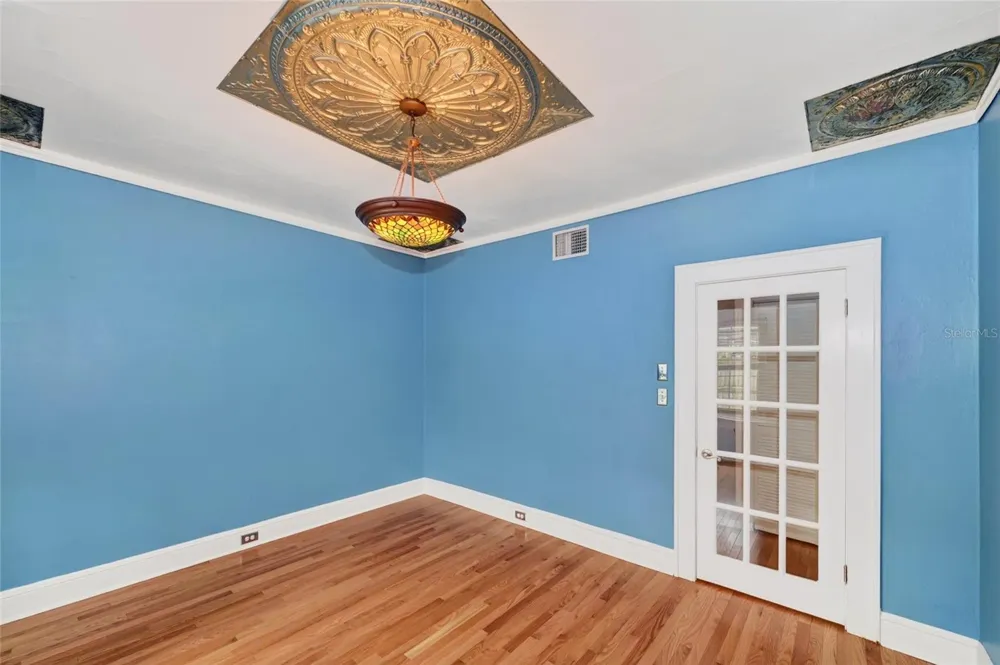 714 29TH STREET W Bradenton, FL 34205