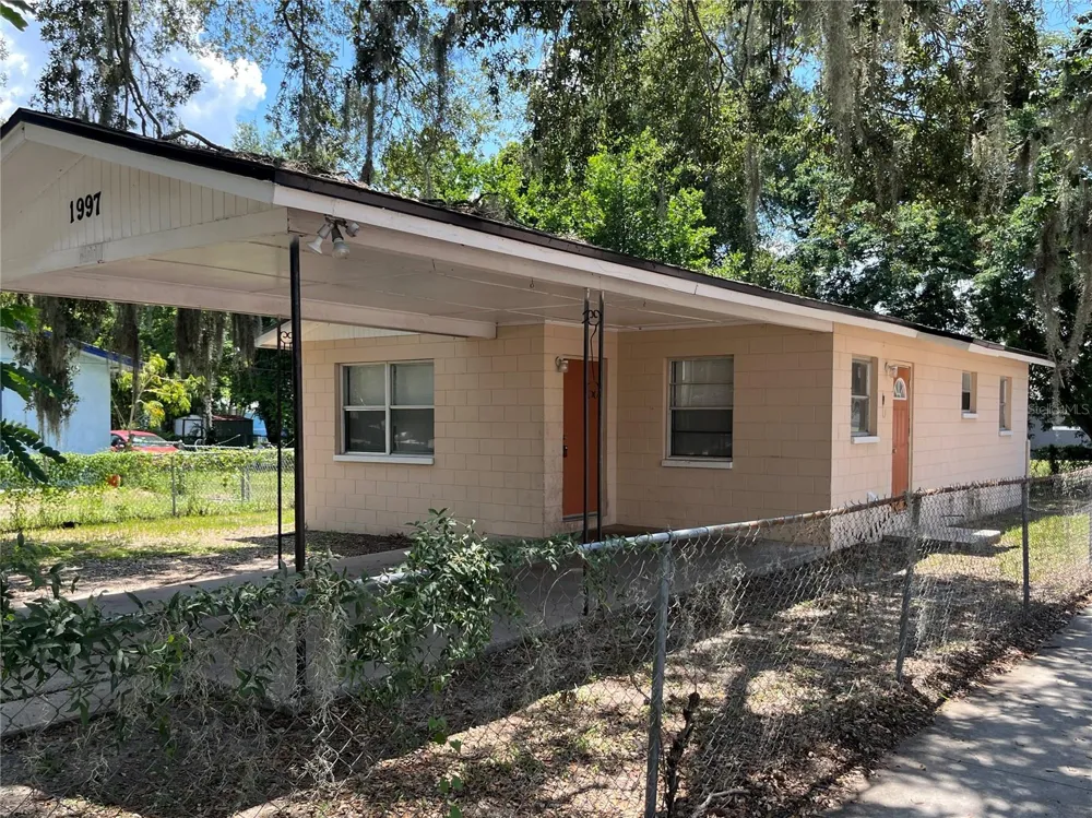 1997 5TH STREET NE Winter Haven, FL 33881