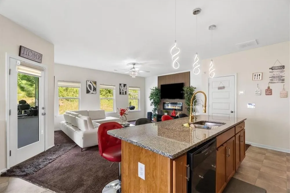 123 Waterside Ridge Calhoun, GA 30701