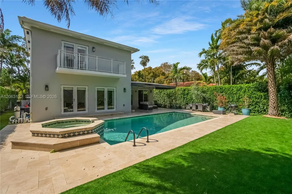 507 Sevilla Ave Coral Gables, FL 33134