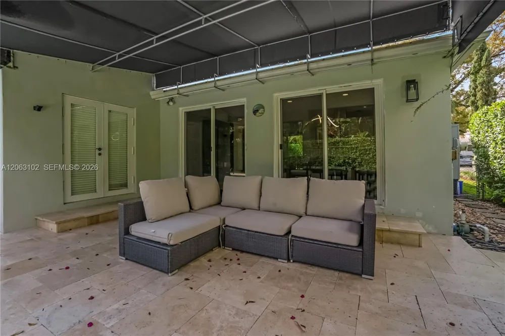 507 Sevilla Ave Coral Gables, FL 33134