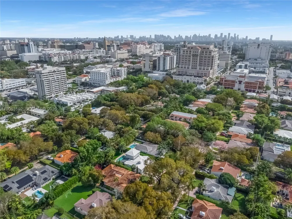 507 Sevilla Ave Coral Gables, FL 33134