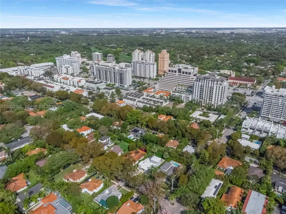507 Sevilla Ave Coral Gables, FL 33134