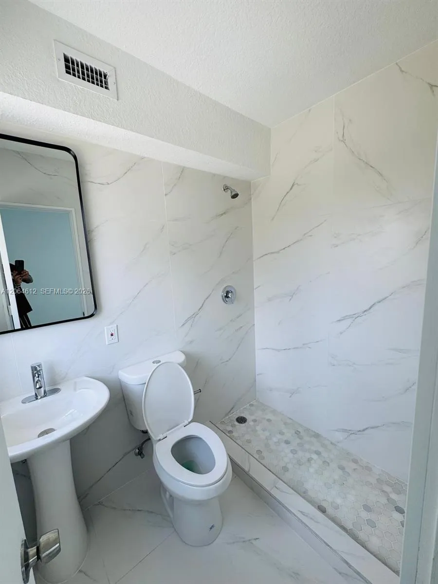 8440 NW 4th Ave #8440 Miami, FL 33150