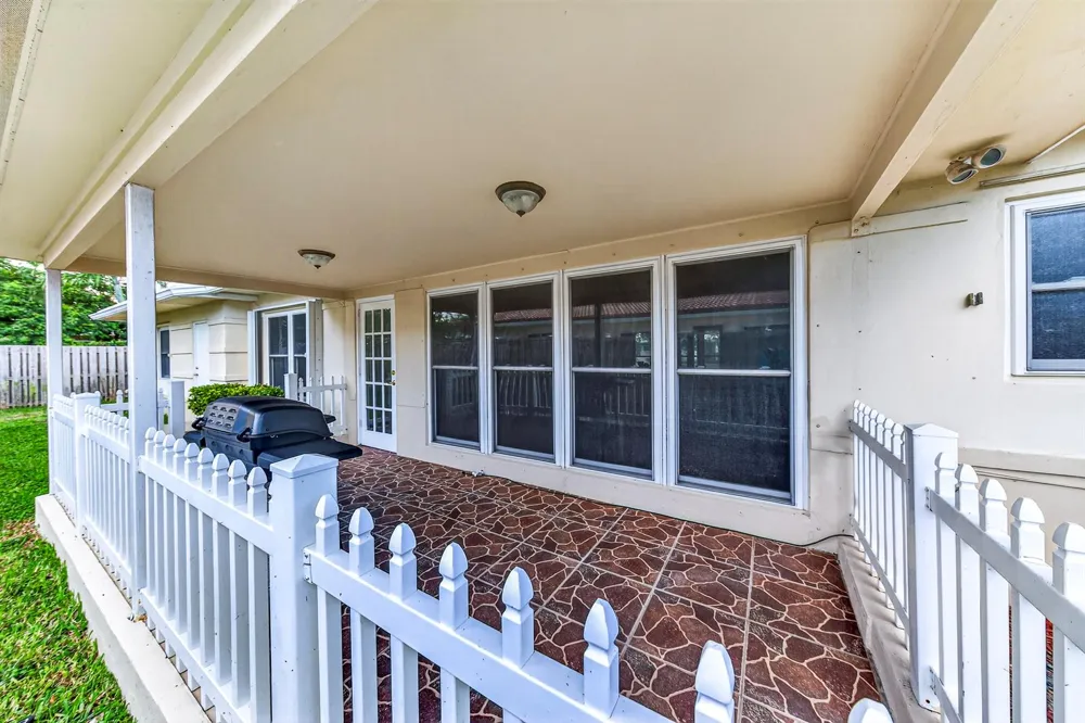2750 SE 3rd Street Pompano Beach, FL 33062