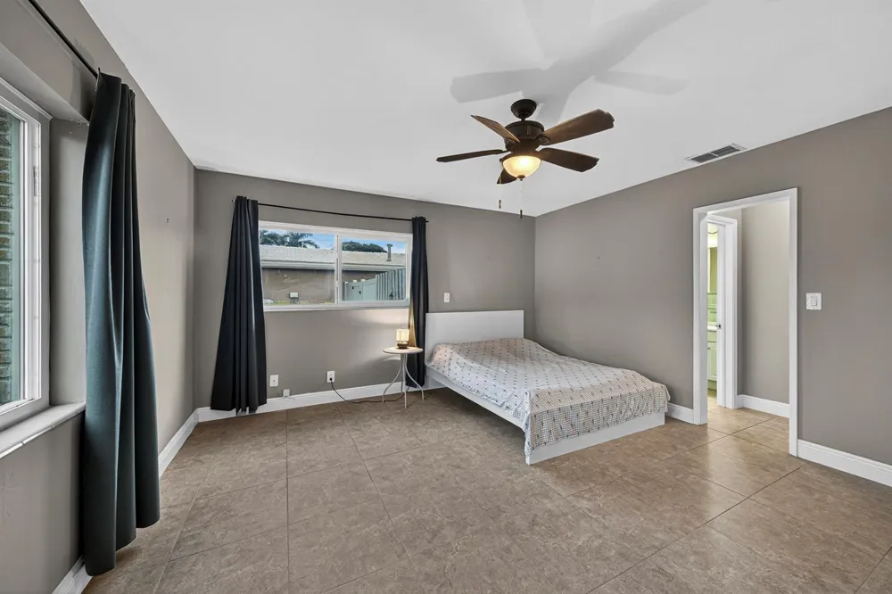 2750 SE 3rd Street Pompano Beach, FL 33062