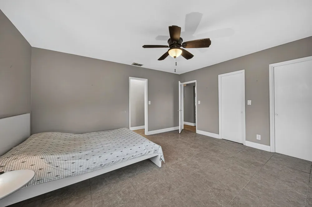 2750 SE 3rd Street Pompano Beach, FL 33062