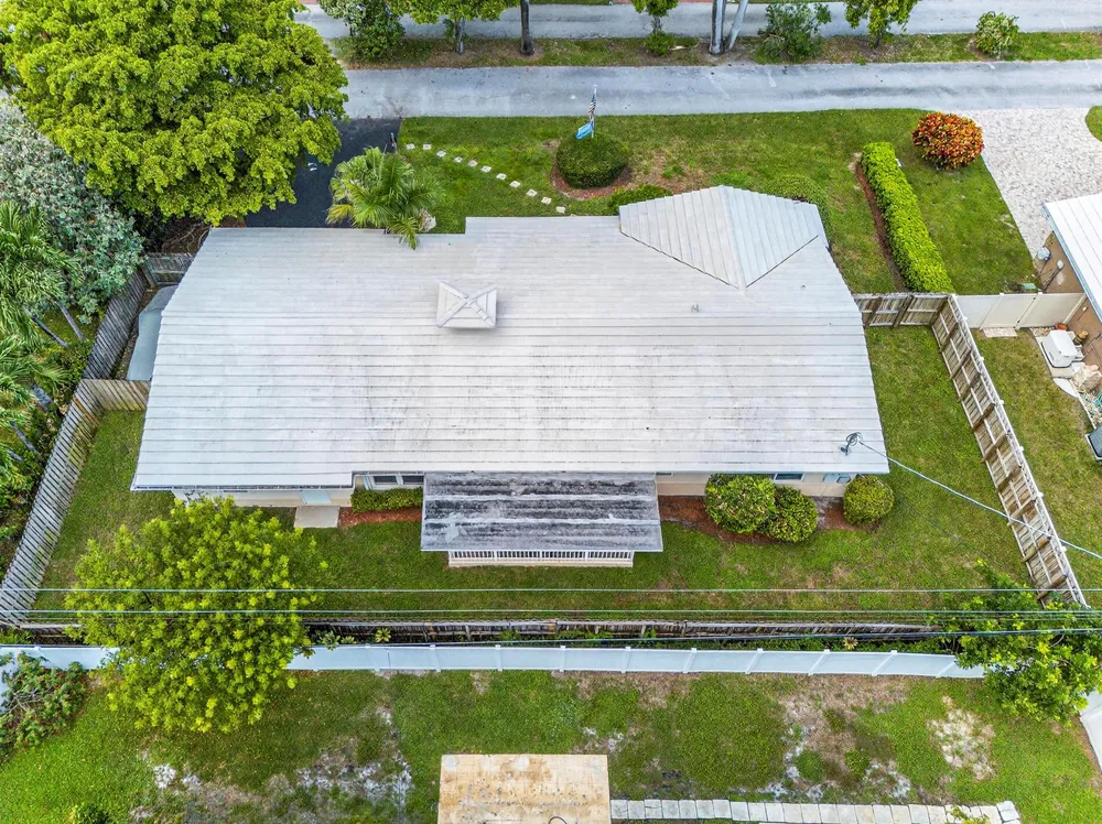 2750 SE 3rd Street Pompano Beach, FL 33062