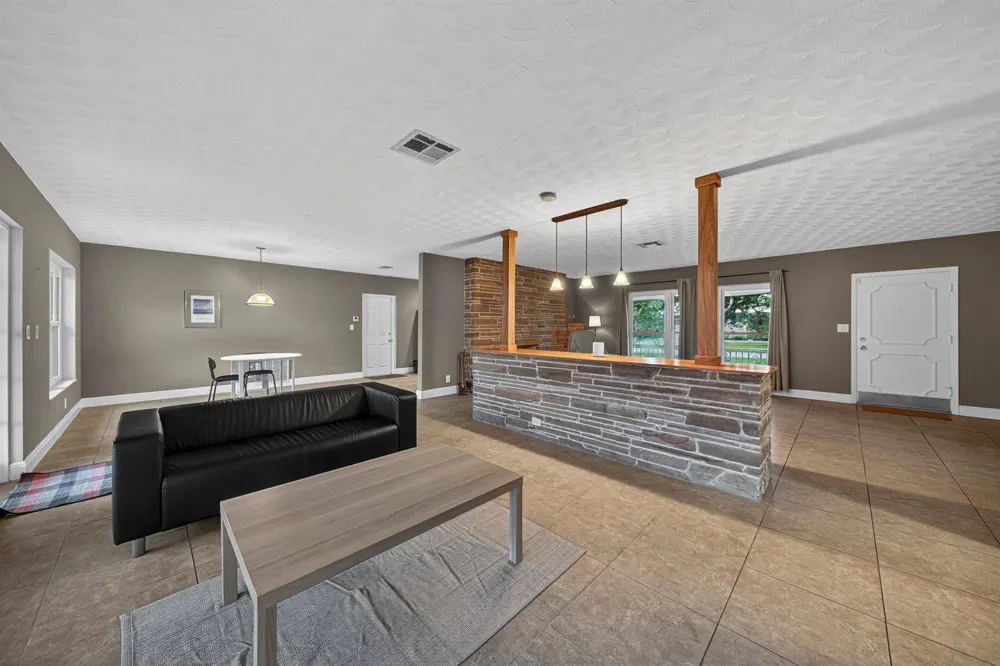 2750 SE 3rd Street Pompano Beach, FL 33062
