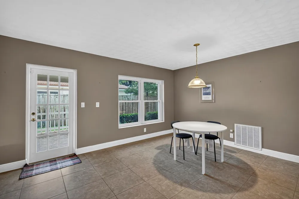 2750 SE 3rd Street Pompano Beach, FL 33062