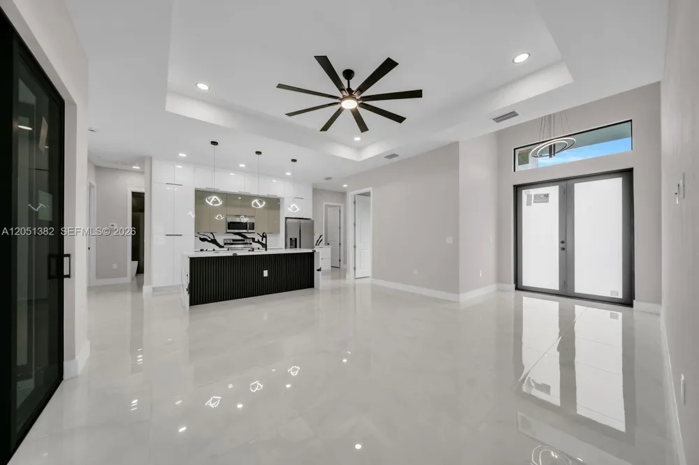 3618 6th ST SW Lehigh Acres, FL 33976
