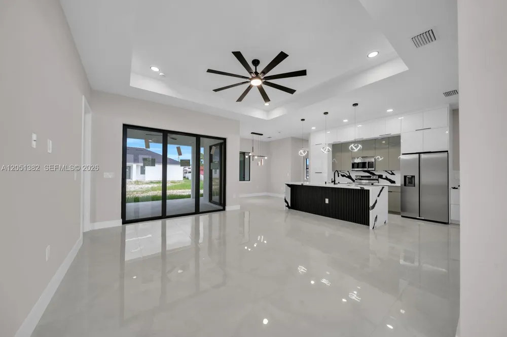 3618 6th ST SW Lehigh Acres, FL 33976