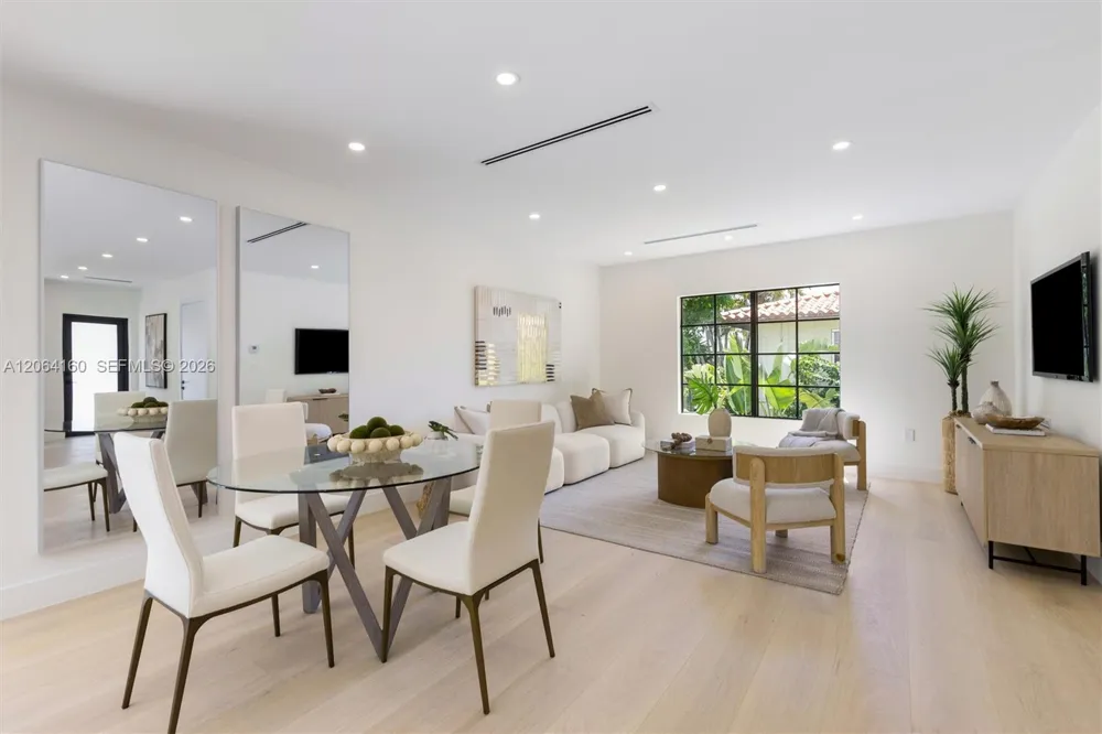 118 Sarto Ave Coral Gables, FL 33134
