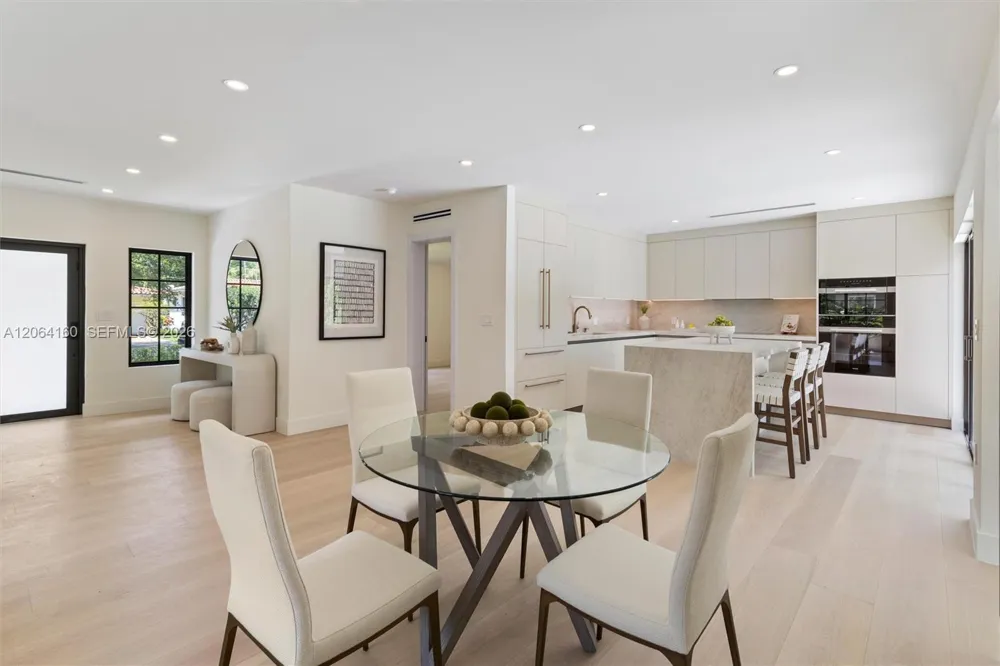 118 Sarto Ave Coral Gables, FL 33134