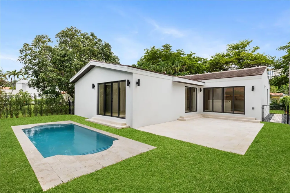 118 Sarto Ave Coral Gables, FL 33134