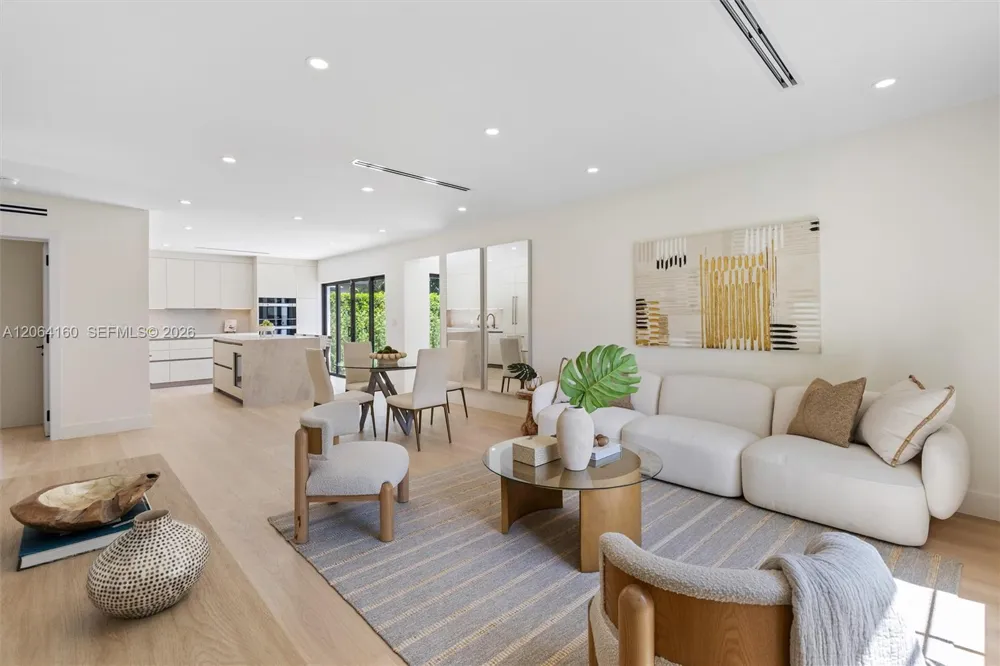 118 Sarto Ave Coral Gables, FL 33134