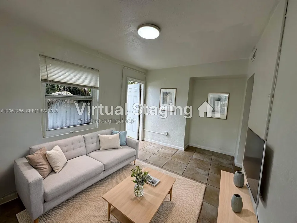 728 SW 6th St #2 Dania Beach, FL 33004