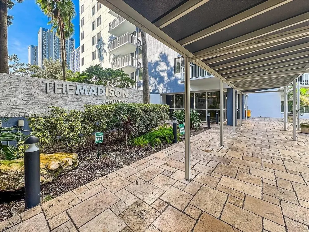 850 Miami Ave #W-906 Miami, FL 33136