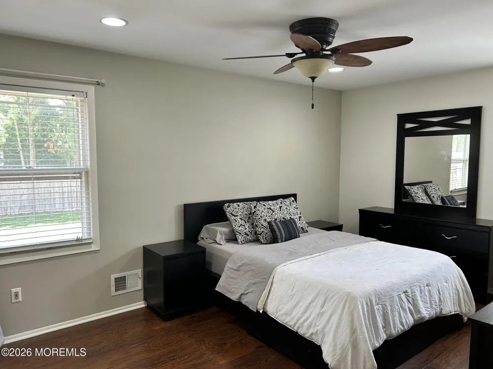 1424 Green Grove Road Brick, NJ 08724