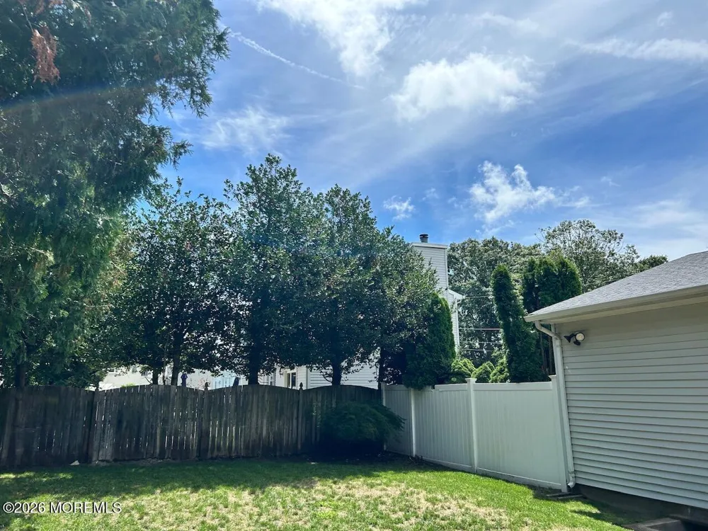 1424 Green Grove Road Brick, NJ 08724