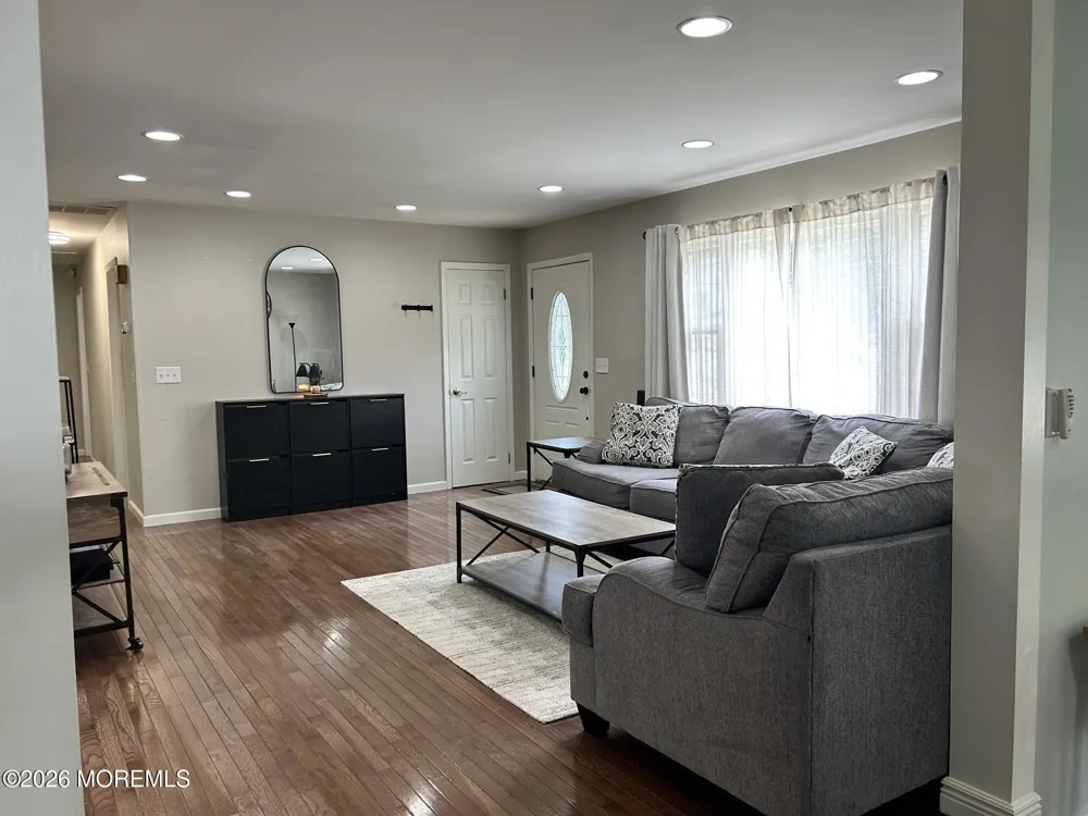 1424 Green Grove Road Brick, NJ 08724