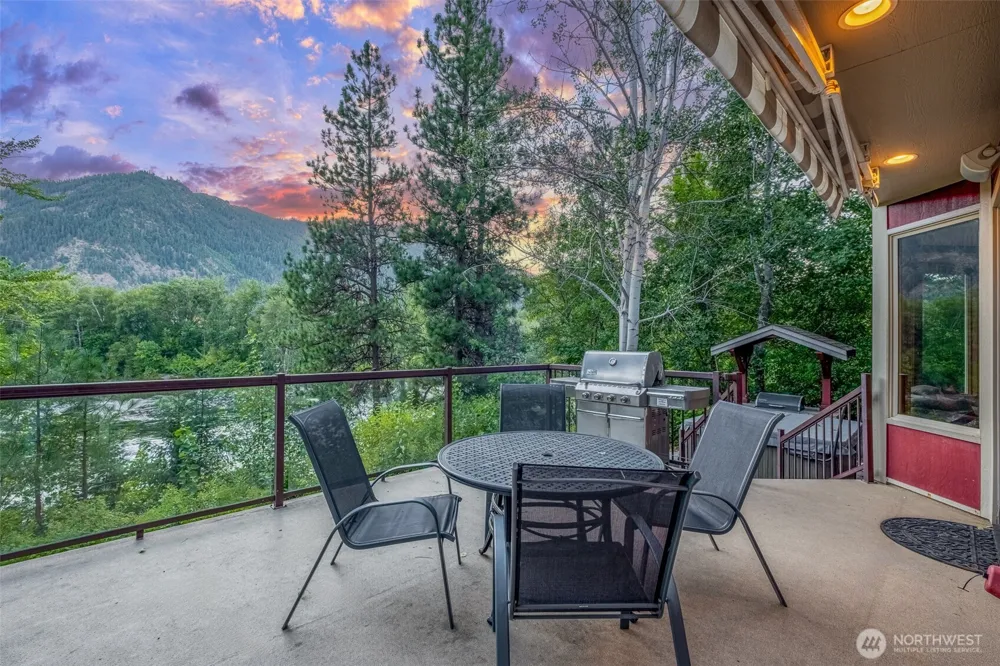 9690 East Leavenworth Road Leavenworth, WA 98826