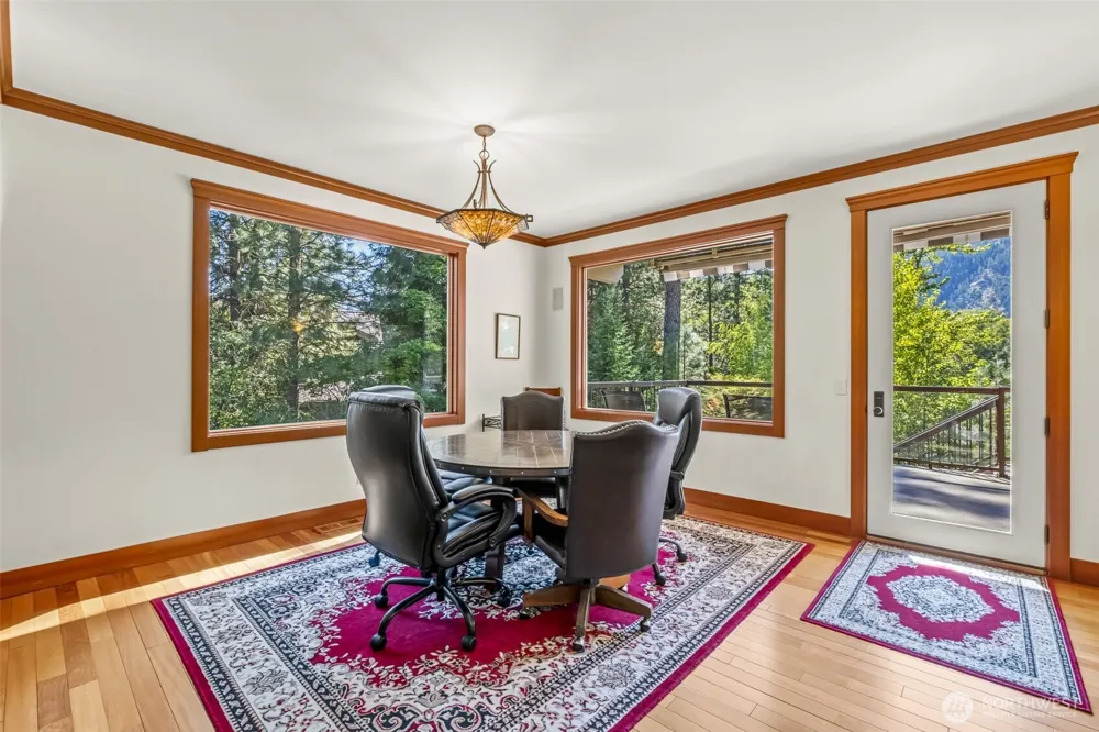 9690 East Leavenworth Road Leavenworth, WA 98826