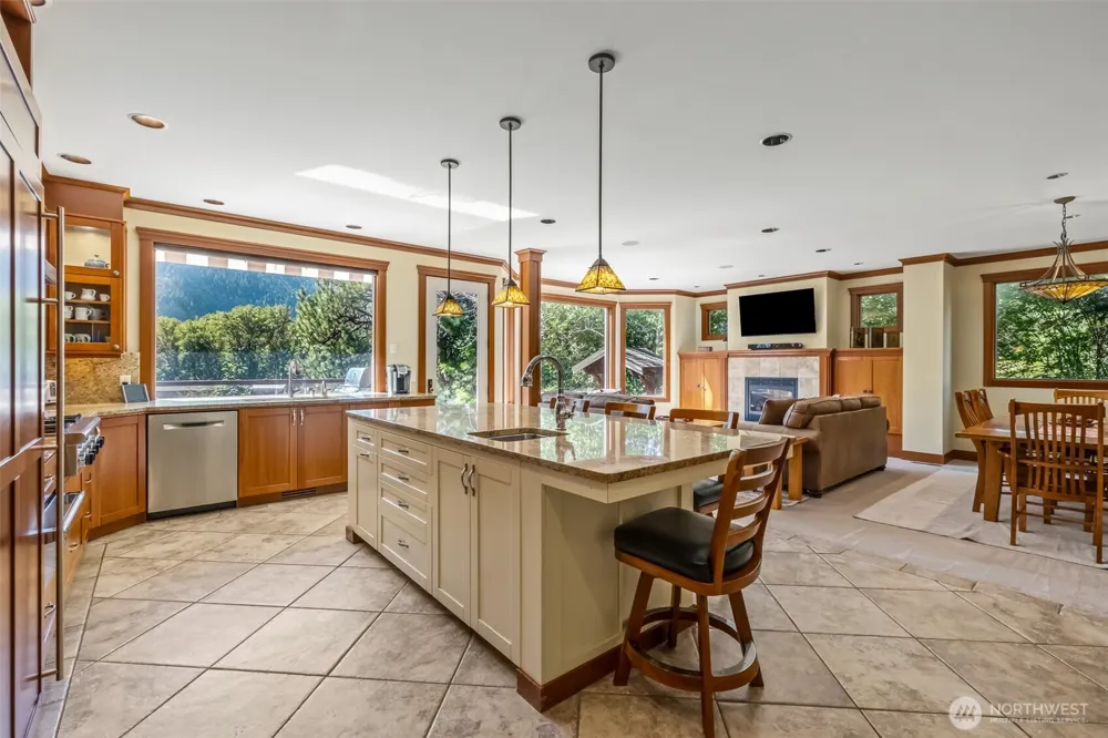 9690 East Leavenworth Road Leavenworth, WA 98826