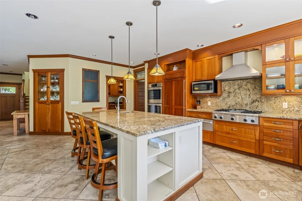 9690 East Leavenworth Road Leavenworth, WA 98826