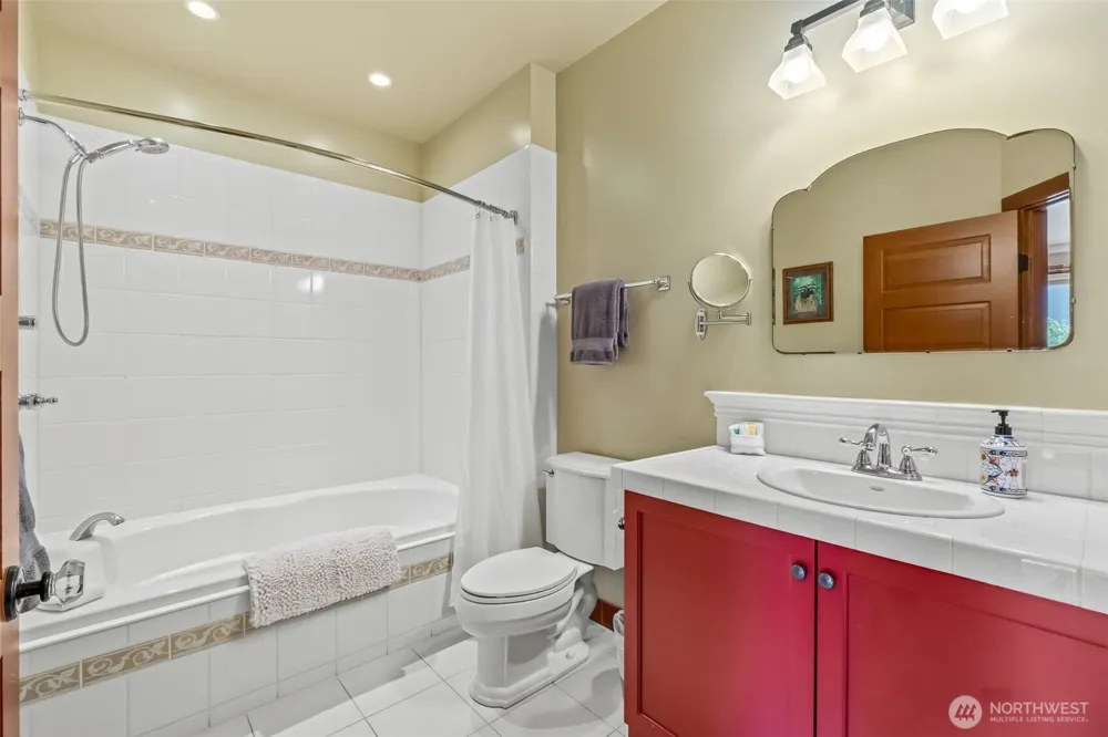 9690 East Leavenworth Road Leavenworth, WA 98826