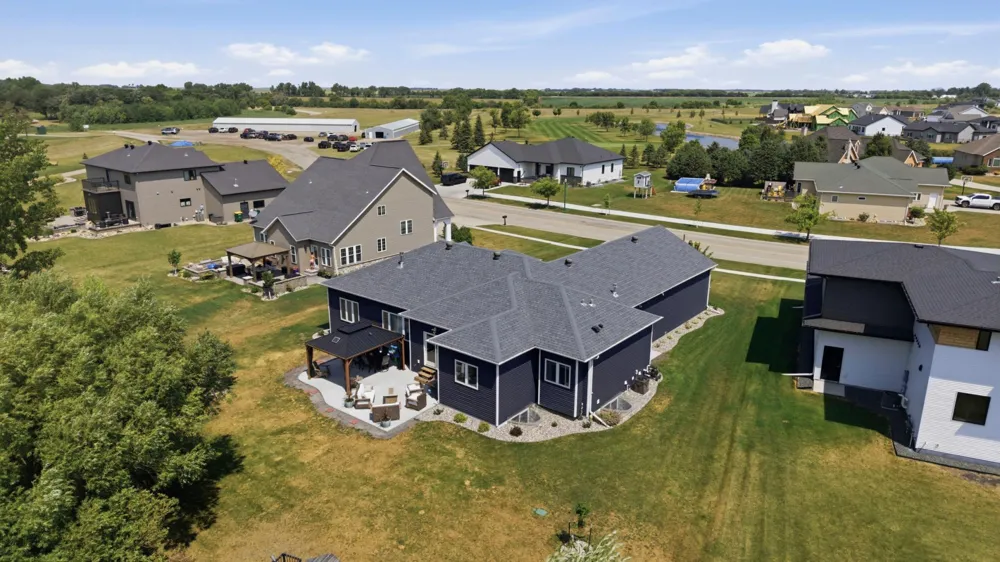 916 Sunset Drive Mapleton, ND 58059