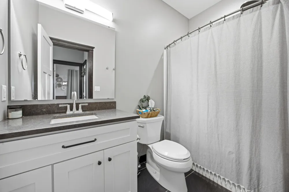 916 Sunset Drive Mapleton, ND 58059