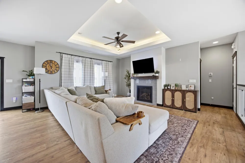 916 Sunset Drive Mapleton, ND 58059