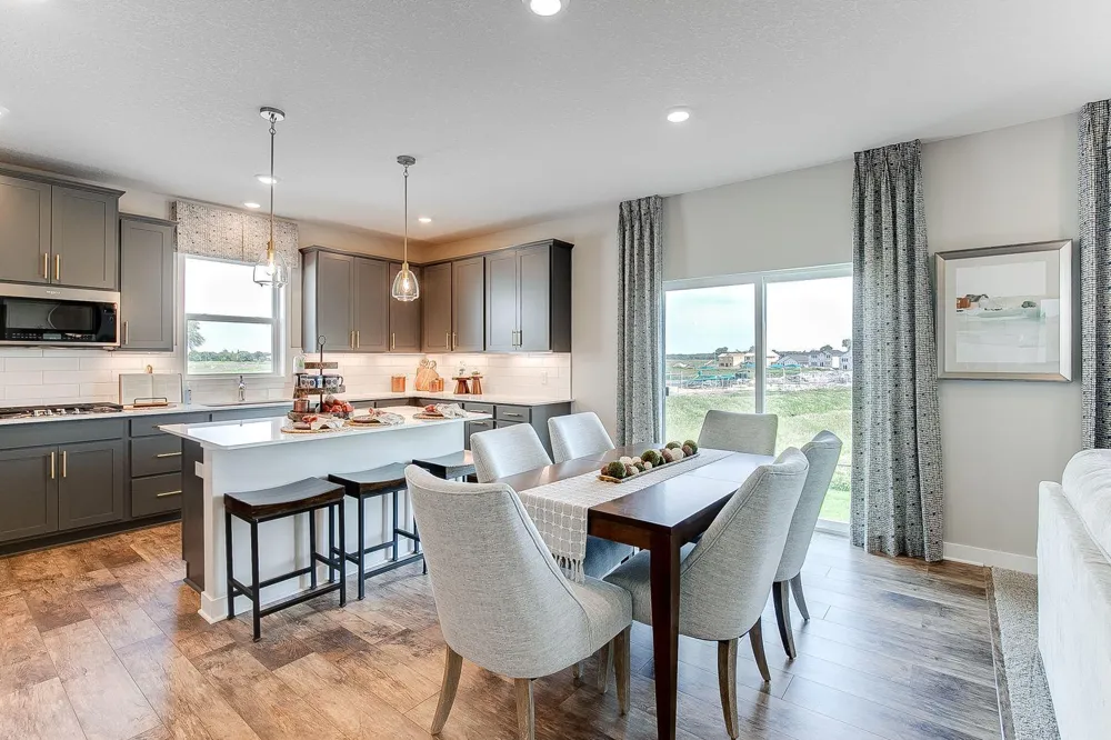 1717 Oak Creek Pass Chaska, MN 55318