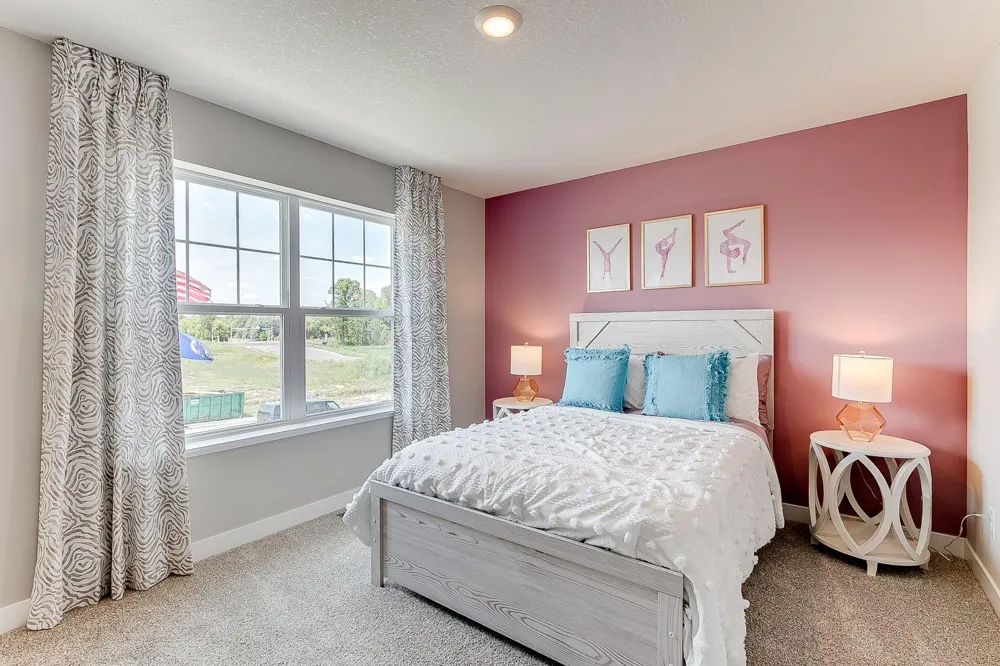 1717 Oak Creek Pass Chaska, MN 55318