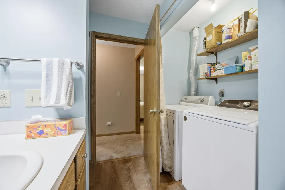 14000 44th Place #2 Plymouth, MN 55446