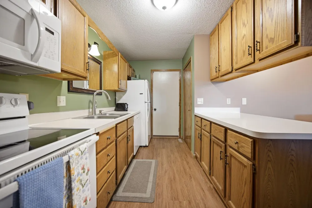 14000 44th Place #2 Plymouth, MN 55446